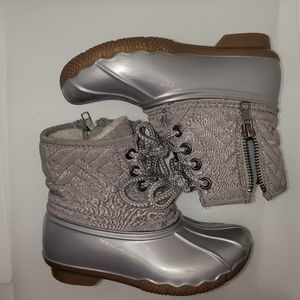 Winter boots